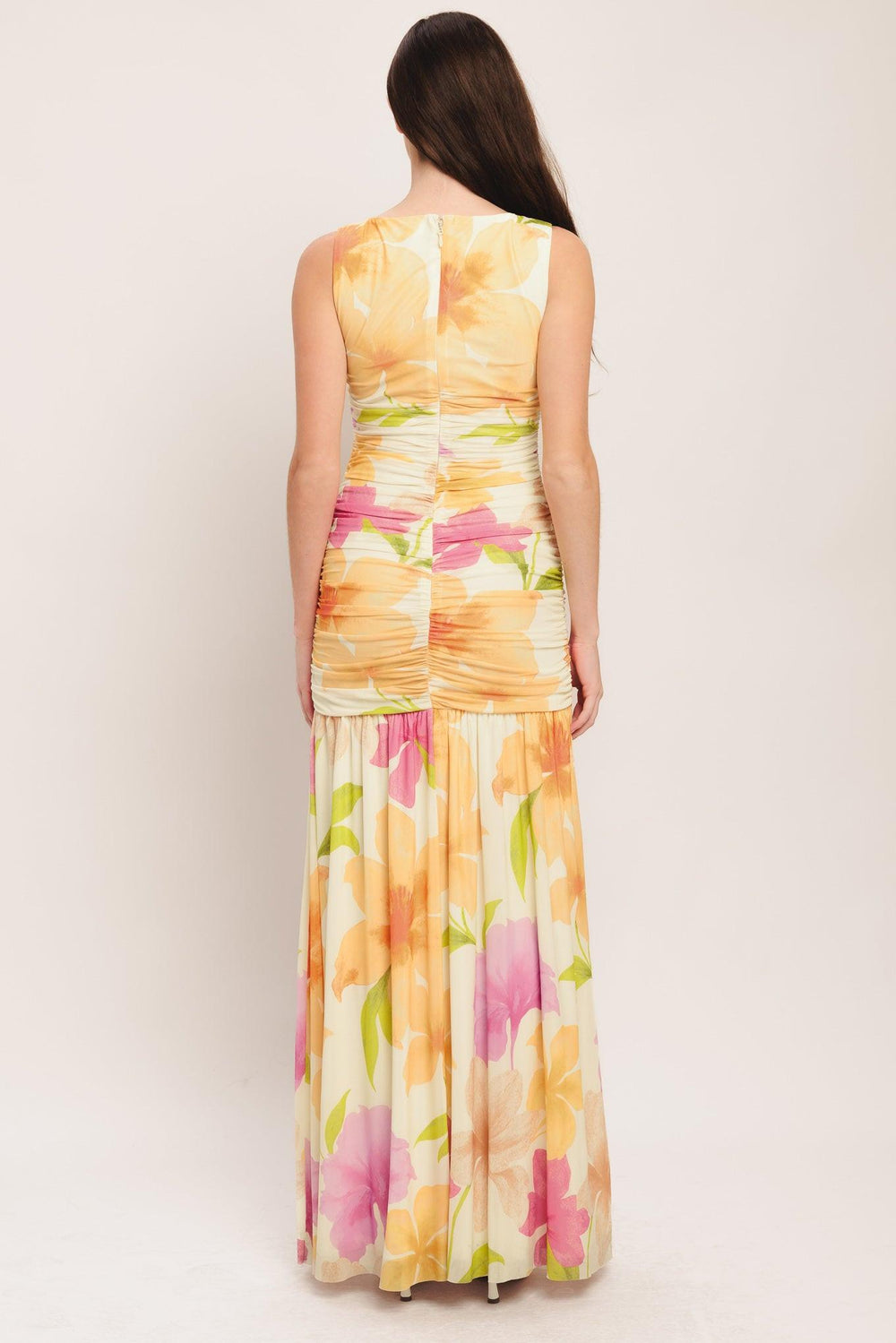 
A printed power mesh maxi dress featuring wide neckline, sleeveless, side shirring and back zipper closure

Details:

Self : 95% Polyester 5% Spandex
Lining : 100% Polyester

Size &amp; Fit

- Model is 5`8" And Wearing Size Small
- Measurements Taken From Size Small
- Approx. Length: 60"