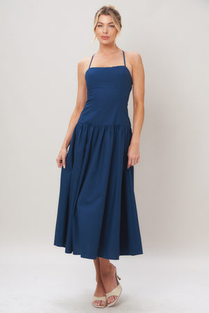 REFINED FLOW WOVEN MIDI DRESS.