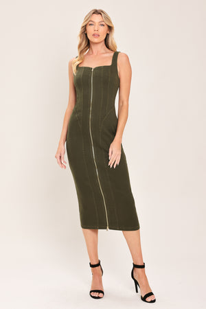 A woman wearing an olive green sleeveless midi dress with a square neckline and front zipper | Flying Tomato