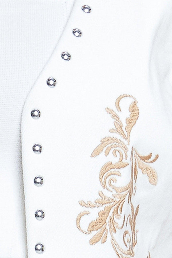 A solid woven vest featuring embroidery, stud embellishment and open front. Matching skort IP9121T

Details:

Self: 97% Cotton 3% Spandex

Size & Fit

-Model is 5`8" And Wearing Size Small
-Measurements Taken From Size Small
-Approx. Length: 20"