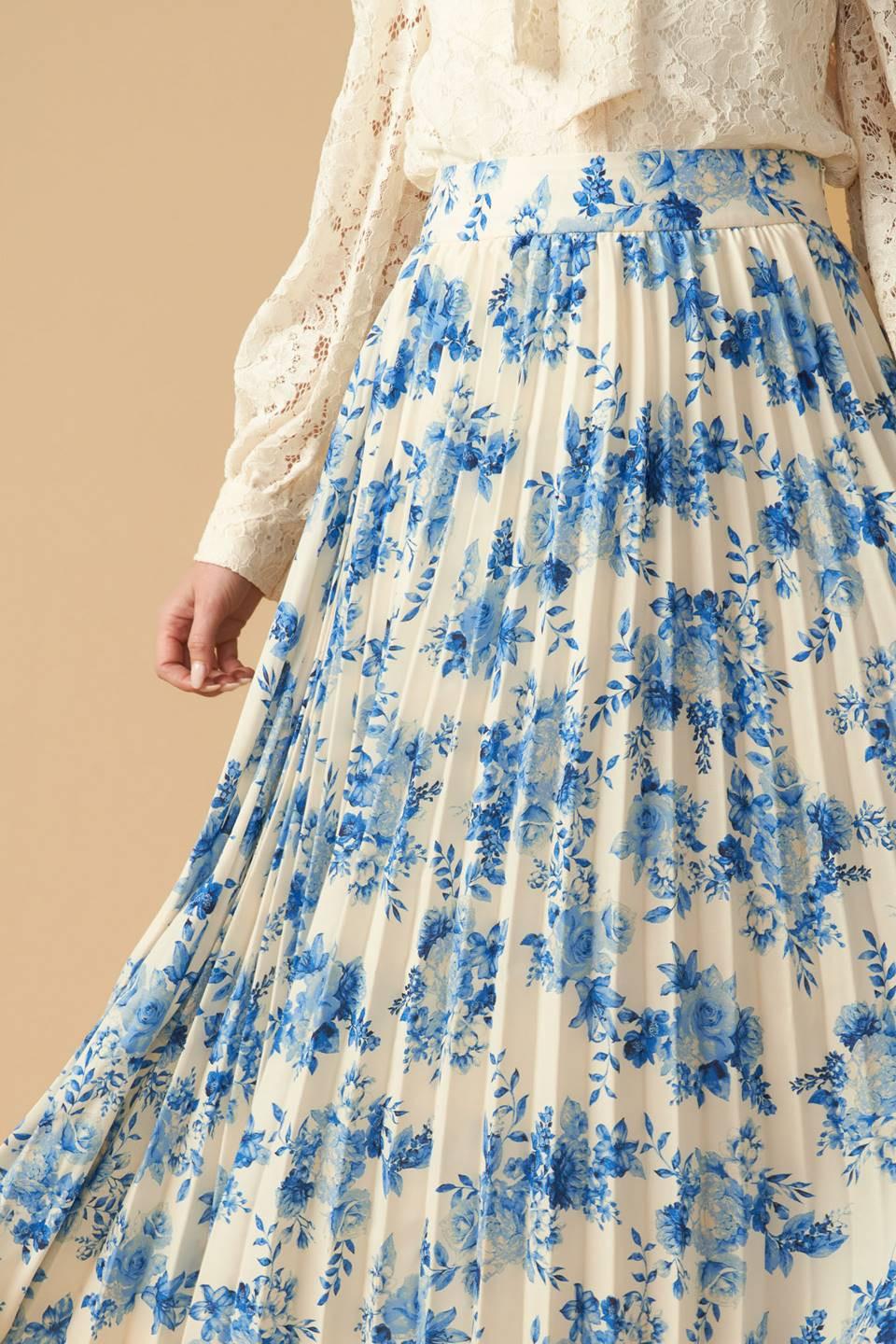 STARS IN MY HEART WOVEN MIDI SKIRT.