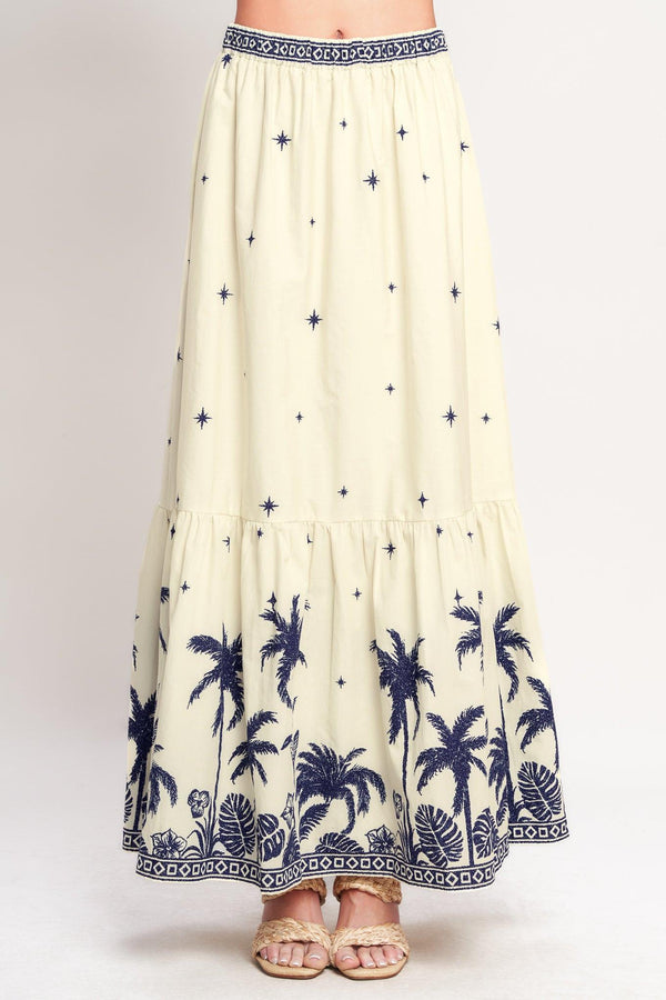 
A printed woven maxi skirt with elastic waist and ruffled hem. Matchiing top
IT14006B

Details:

Self : 100% Cotton
Lining : 100% Polyester

Size &amp; Fit

- Model is 5`8" And Wearing Size Small
- Measurements Taken From Size Small
- Approx. Length: 42"