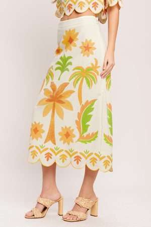 A printed woven straight midi skirt featuring scalloped hemline and side zipper closure. Matching top IT14008B

Details:

Self: 50% Cotton 20% Rayon 20% Polyester 10% Linen

Lining : 100% Polyester

Size & Fit

-Model is 5`8" And Wearing Size Small
-Measurements Taken From Size Small
-Approx. Length: 34"