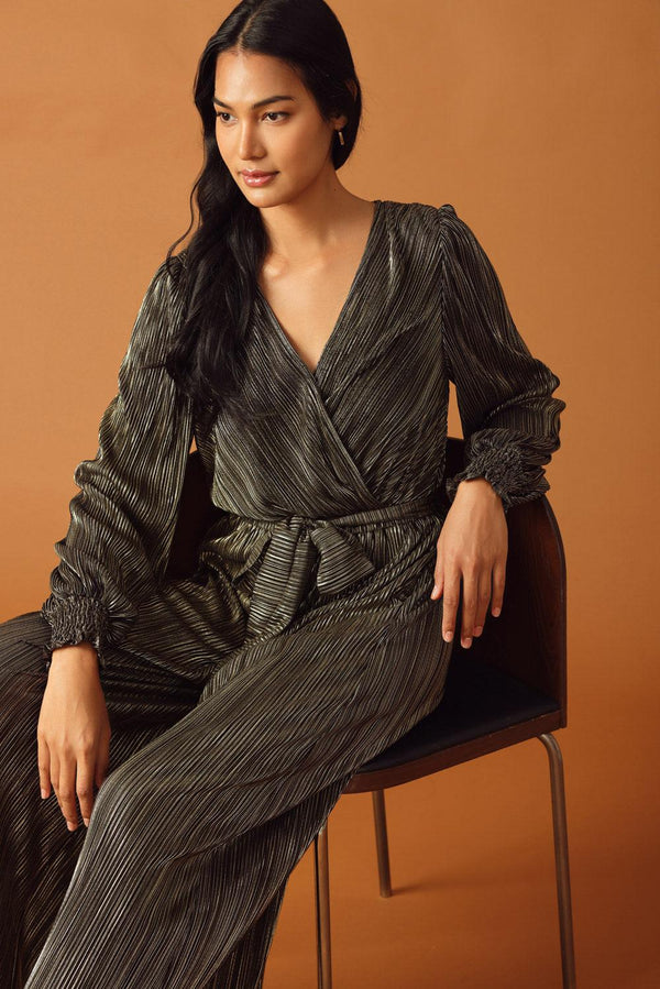 MOMENTS OF CLARITY WOVEN JUMPSUIT.
