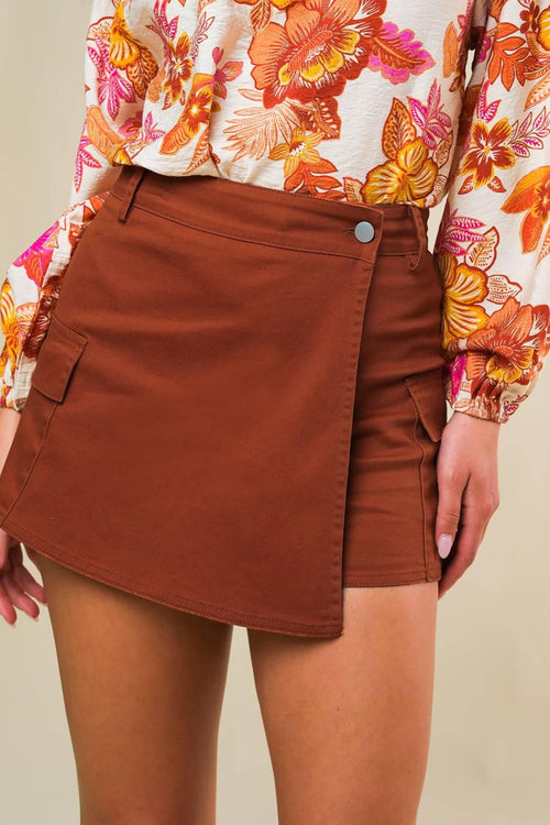 THE WAY OUT TWILL SKORT.