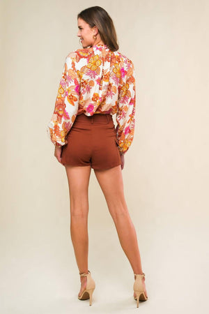 THE WAY OUT TWILL SKORT.