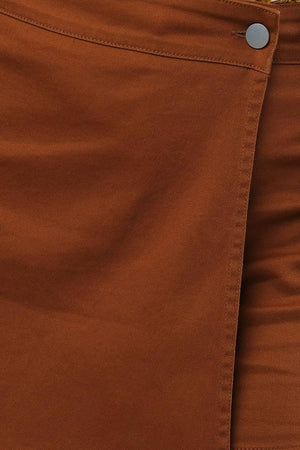 THE WAY OUT TWILL SKORT.