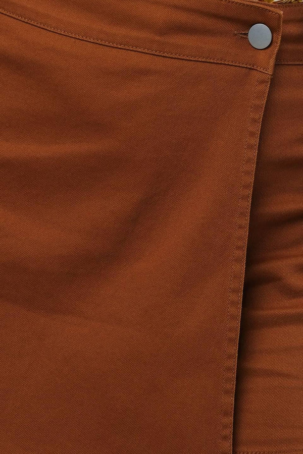 THE WAY OUT TWILL SKORT.