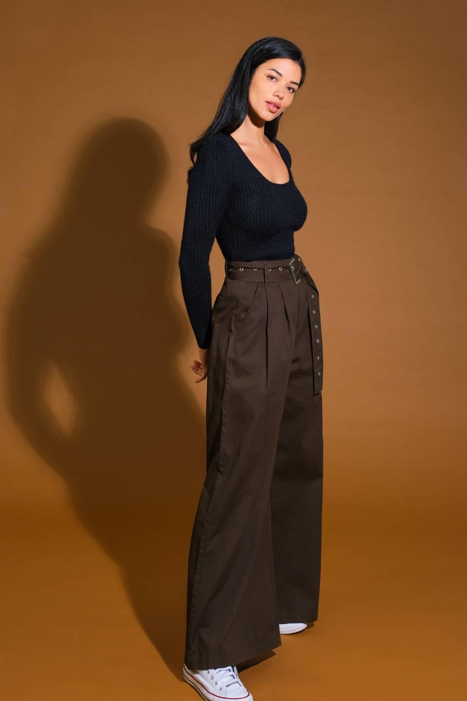 PACK YOUR BAGS WOVEN PANTS.