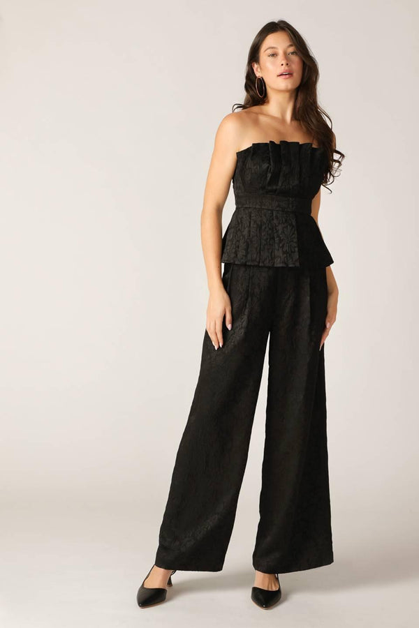 ELEGANT ESSENCE WOVEN PANTS.