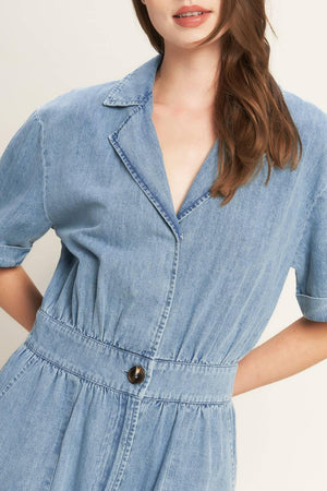 QUIET LUXURY LIGHTWEIGHT DENIM JUMPSUIT.
