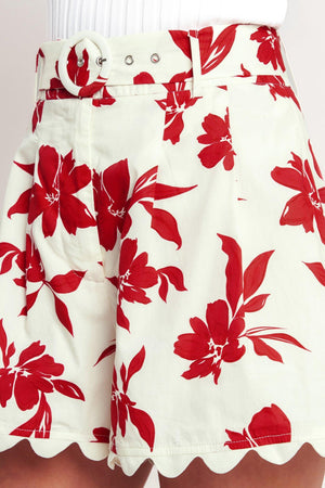 FLORAL KISS WOVEN SHORT.