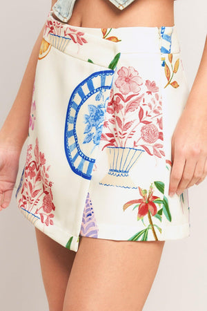 SUMMER PORCELAIN WOVEN SKORT.