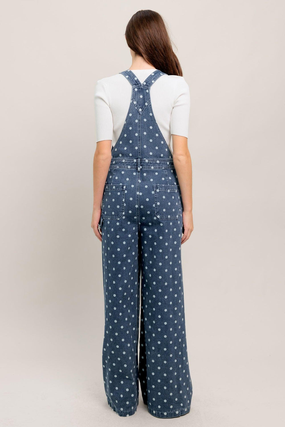 
A printed denim overall with pockets and wide leg

Details:

Self : 100% Cotton

Size &amp; Fit

- Model is 5`8" And Wearing Size Small
- Measurements Taken From Size Small
- Approx. Length: 60" Flying Tomato