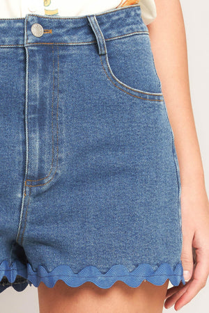 SUNNY DAY DENIM SHORTS.