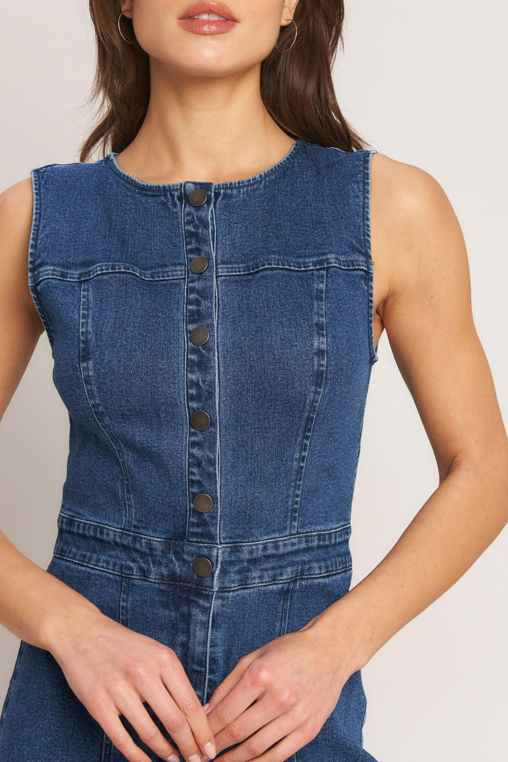 CITY STROLL DENIM JUMPSUIT.