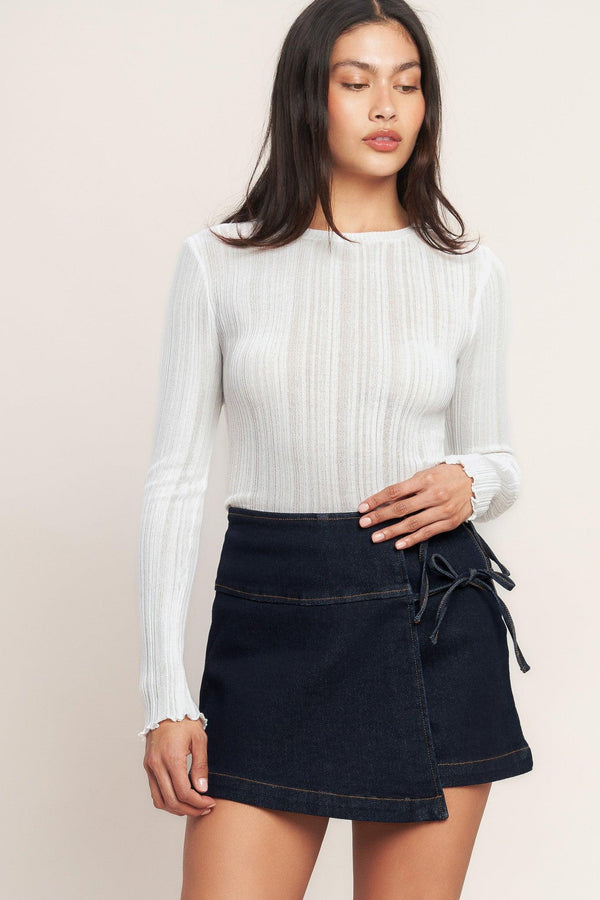 WEEKEND READY DENIM SKIRT.