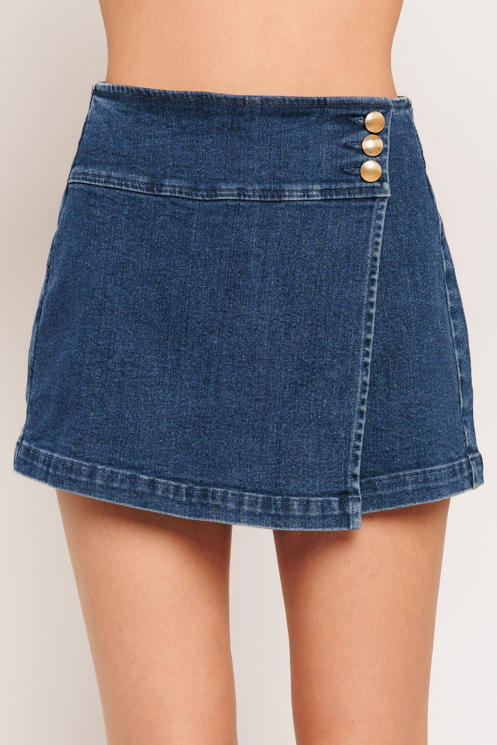 Details:

Self: 85% Cotton 5% Polyester 8% Viscose 2% Spandex

Size & Fit

-Model is 5`8" And Wearing Size Small
-Measurements Taken From Size Small
-Approx. Length: 14"