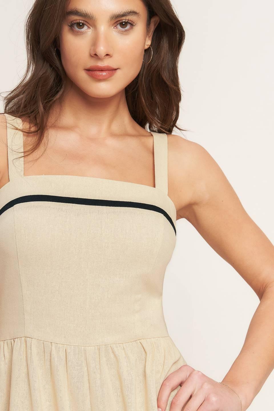 LOVELY LINE WOVEN ROMPER.