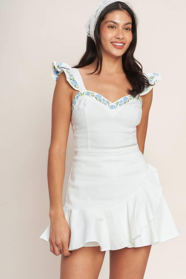 SWEETEST MOMENT WOVEN SKORT.