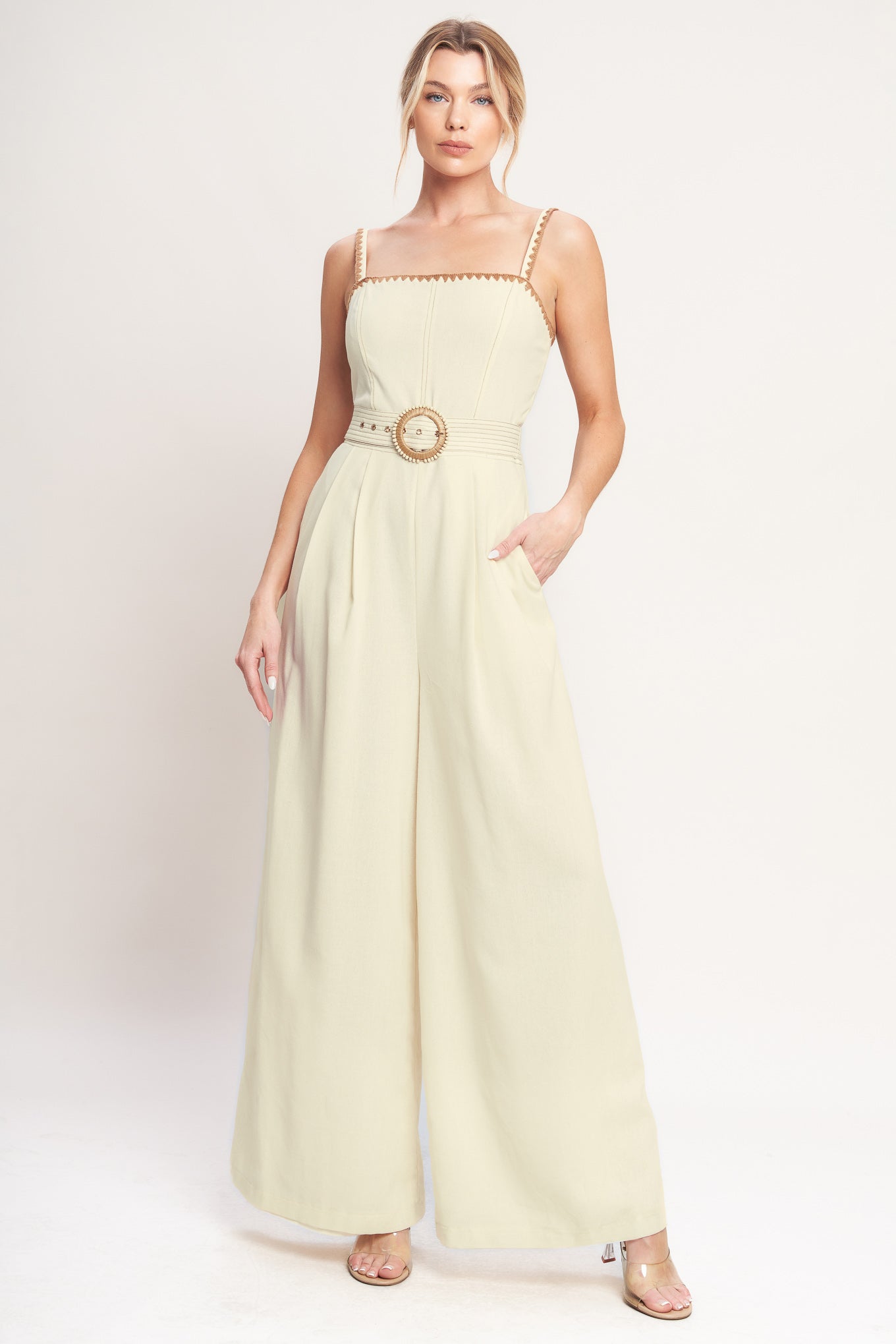 A solid woven jumpsuit featuring straight neckline, straps, wide self belt, wide leg and back zipper closure

Details:

Self: 60% Viscose 30% Linen 10% Polyester

Lining: 100% Cotton

Size & Fit

-Model is 5`8" And Wearing Size Small
-Measurements Taken From Size Small
-Approx. Length: 60"