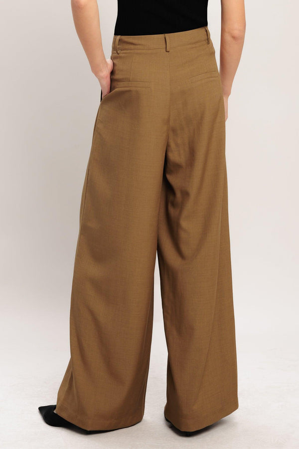 UMBER FLOW WOVEN WIDE LEG PANTS.