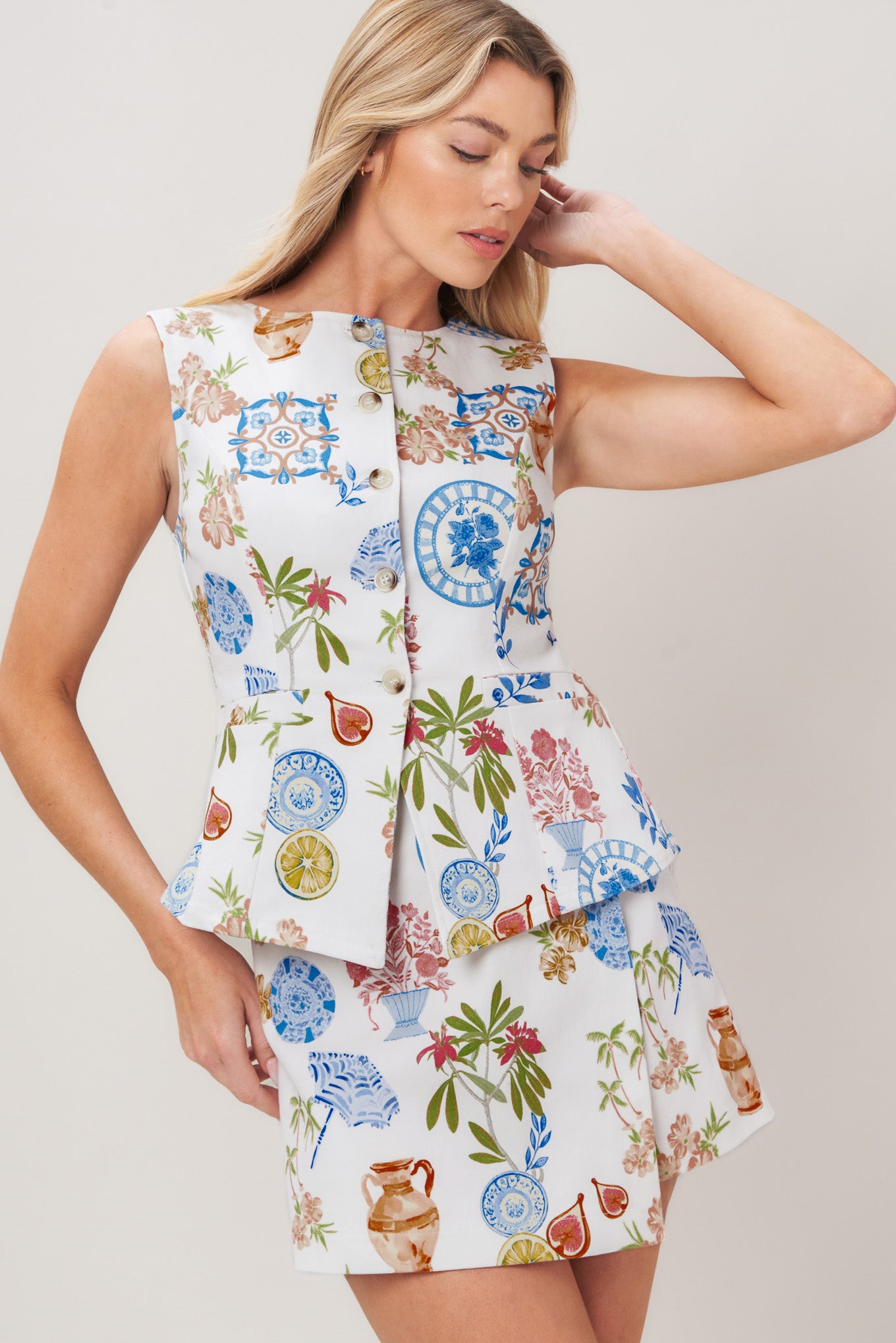 SUMMER ATELIER WOVEN SKORT.