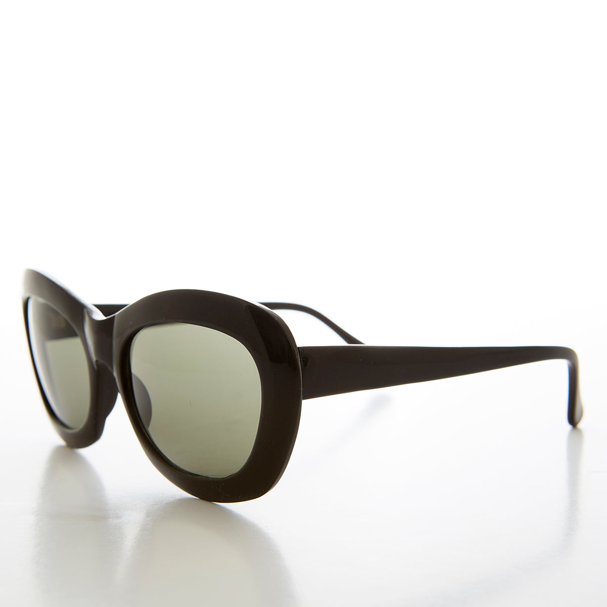 Large Cat Eye Women's Sunglass - Isla