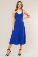 BREEZY WALKS KNIT MIDI DRESS.