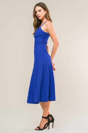 BREEZY WALKS KNIT MIDI DRESS.