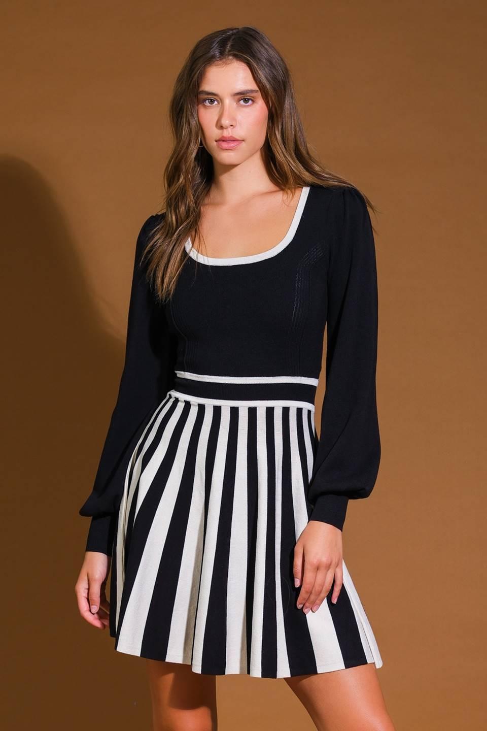 SOFT ATTITUDE WOVEN MINI DRESS.
