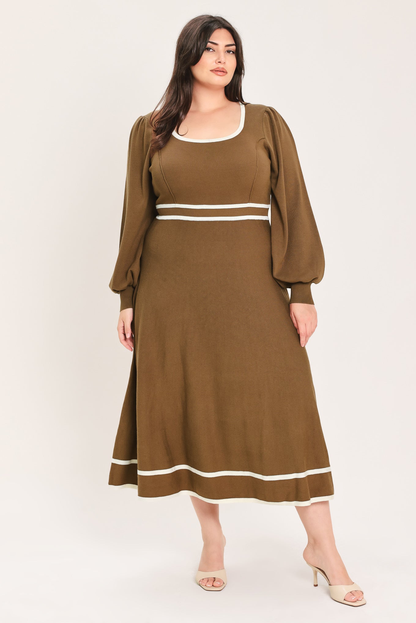 CEDAR LINE ELEGANCE SWEATER MIDI DRESS