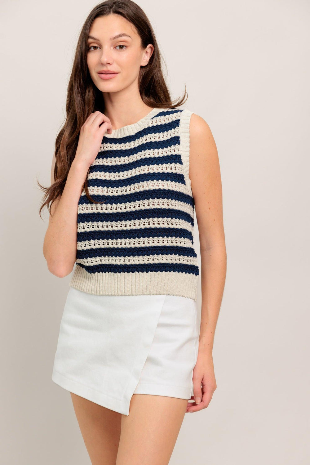 CLEAN COAST KNIT TOP.