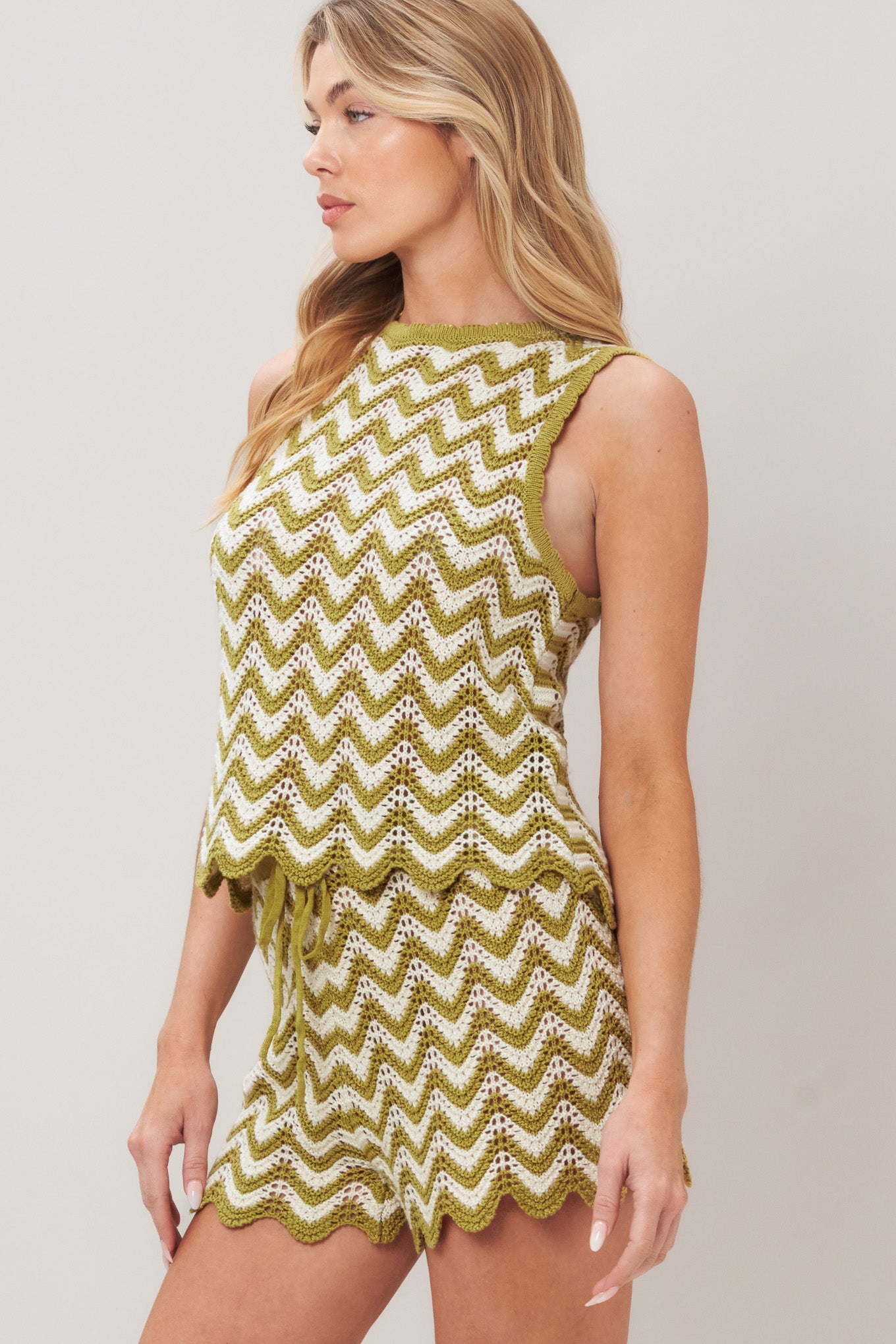 SUNSET STITCH CROCHET KNIT TOP.