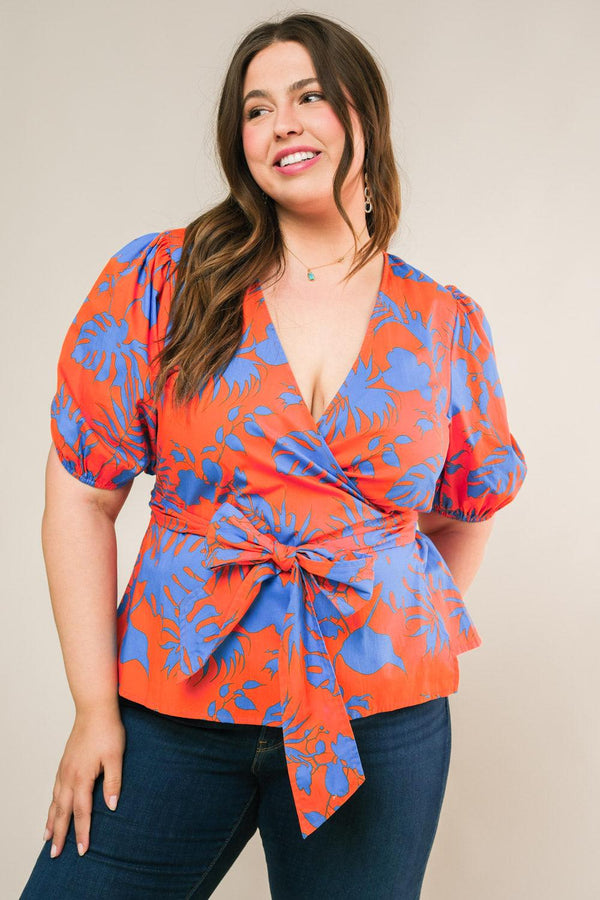 SIGN ME UP WOVEN TOP.