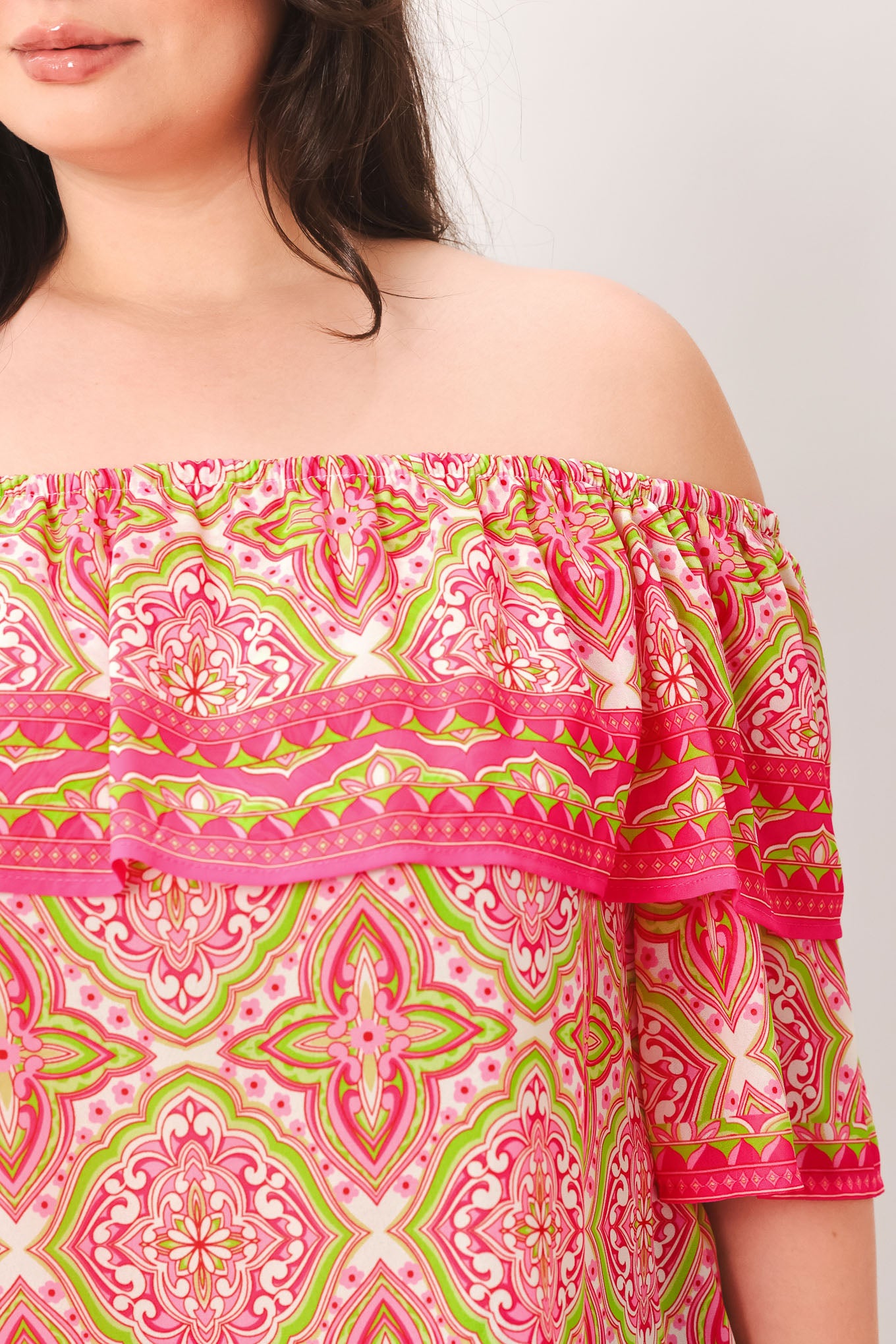 SPREAD CHEER WOVEN TOP.