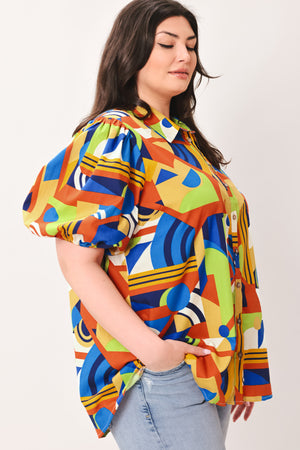 HEART ON DISPLAY WOVEN TOP.