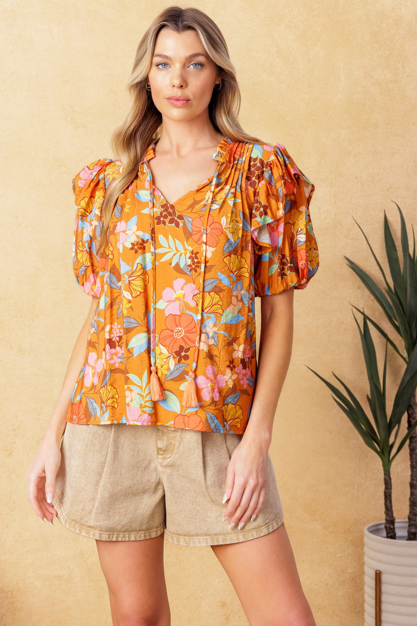 TOTAL FRILL WOVEN TOP