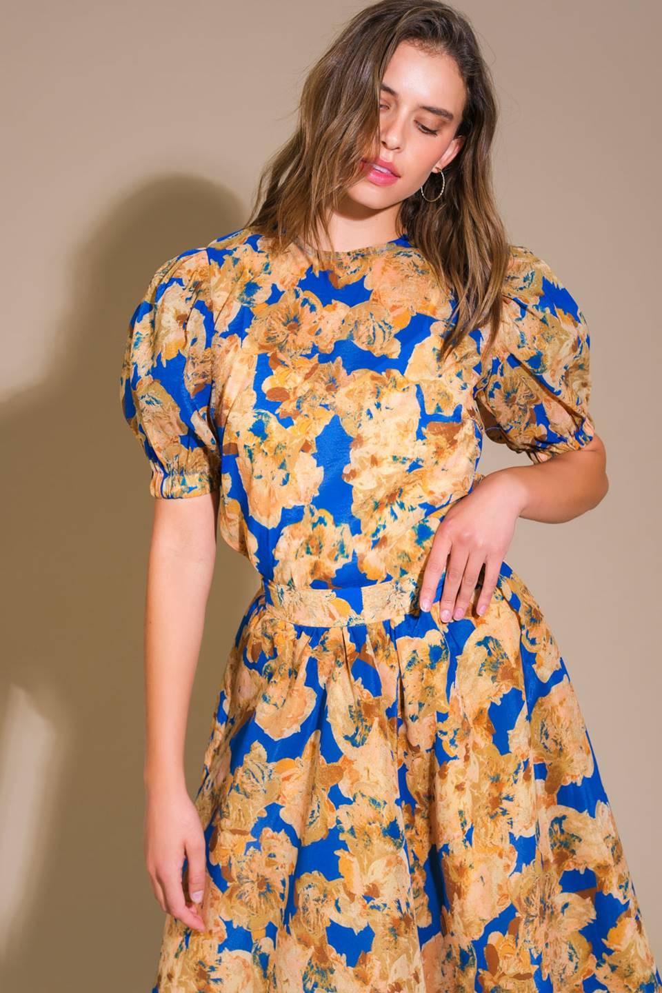 SWEETEST HARMONIES WOVEN TOP.