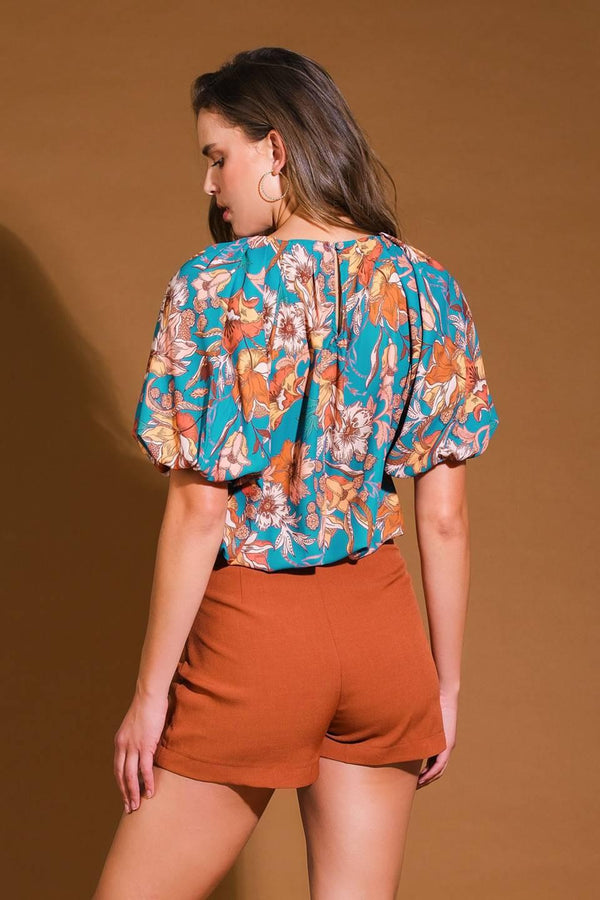 YORK HEIGHTS WOVEN TOP.