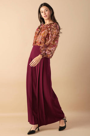 SUNSET STROLL WOVEN TOP.