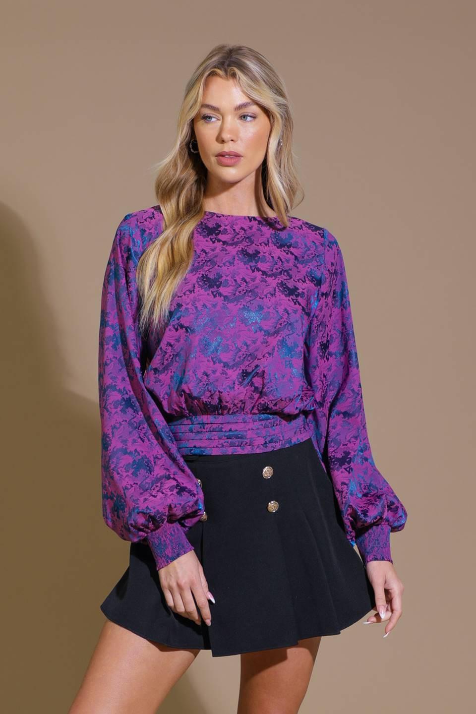 BEST PRESENCE JACQUARD WOVEN TOP.