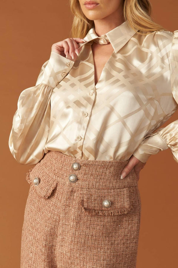 THE ART OF BALANCE WOVEN SATIN TOP.
