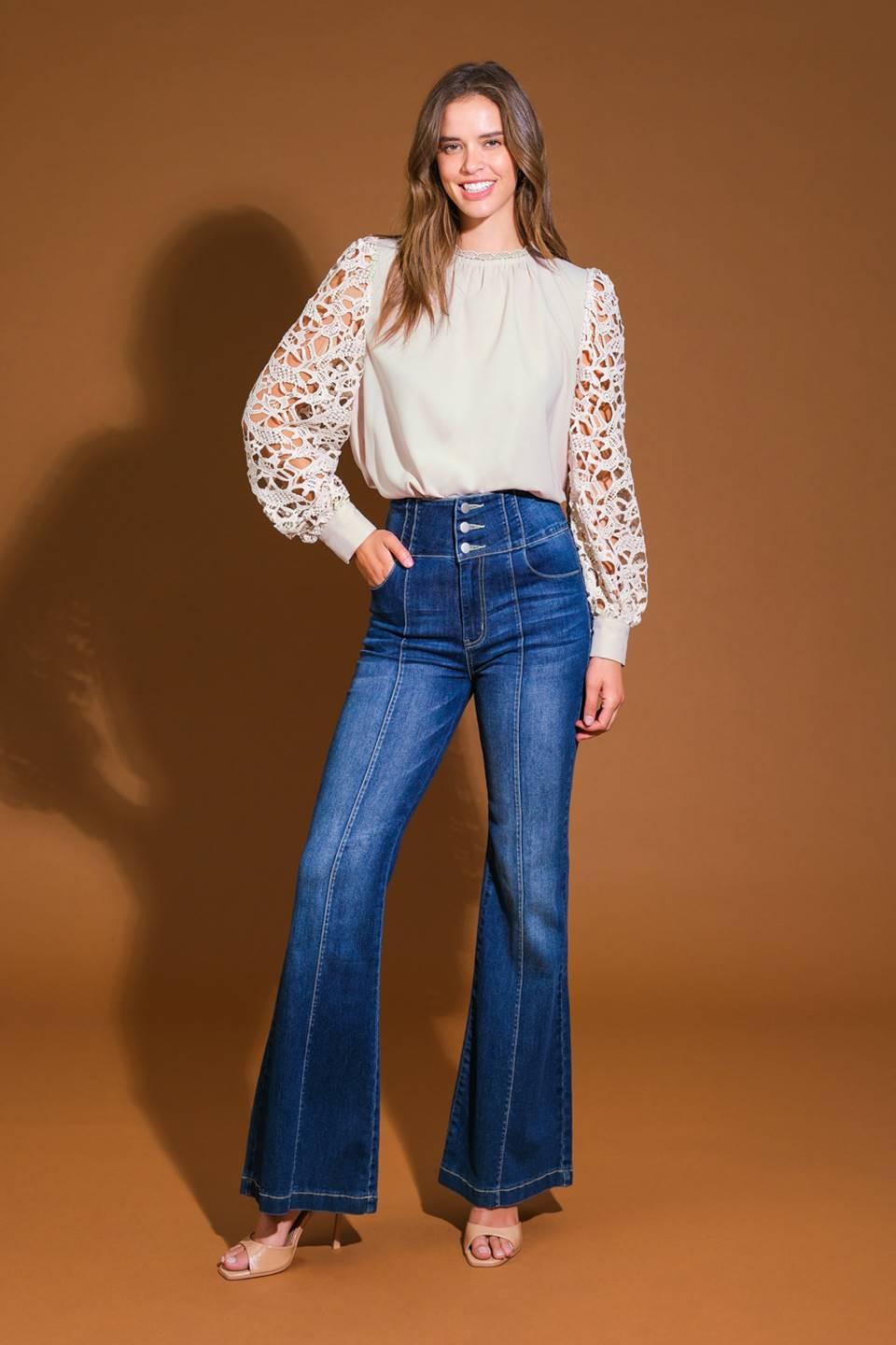 DAYDREAM FANTASIES WOVEN TOP.