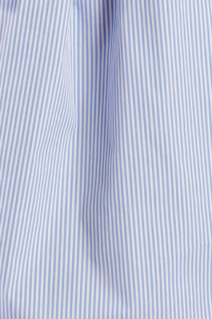 NEED YOU MORE WOVEN TOP.