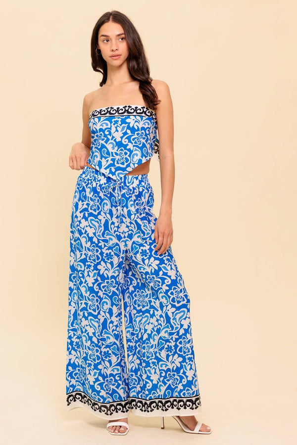 SPARKING INSPIRATION WOVEN TOP AND PANT SET.