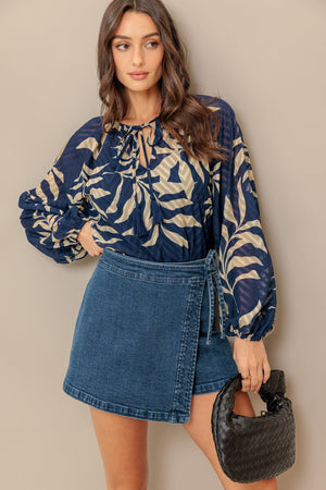 MIDNIGHT WALK  WOVEN TOP.