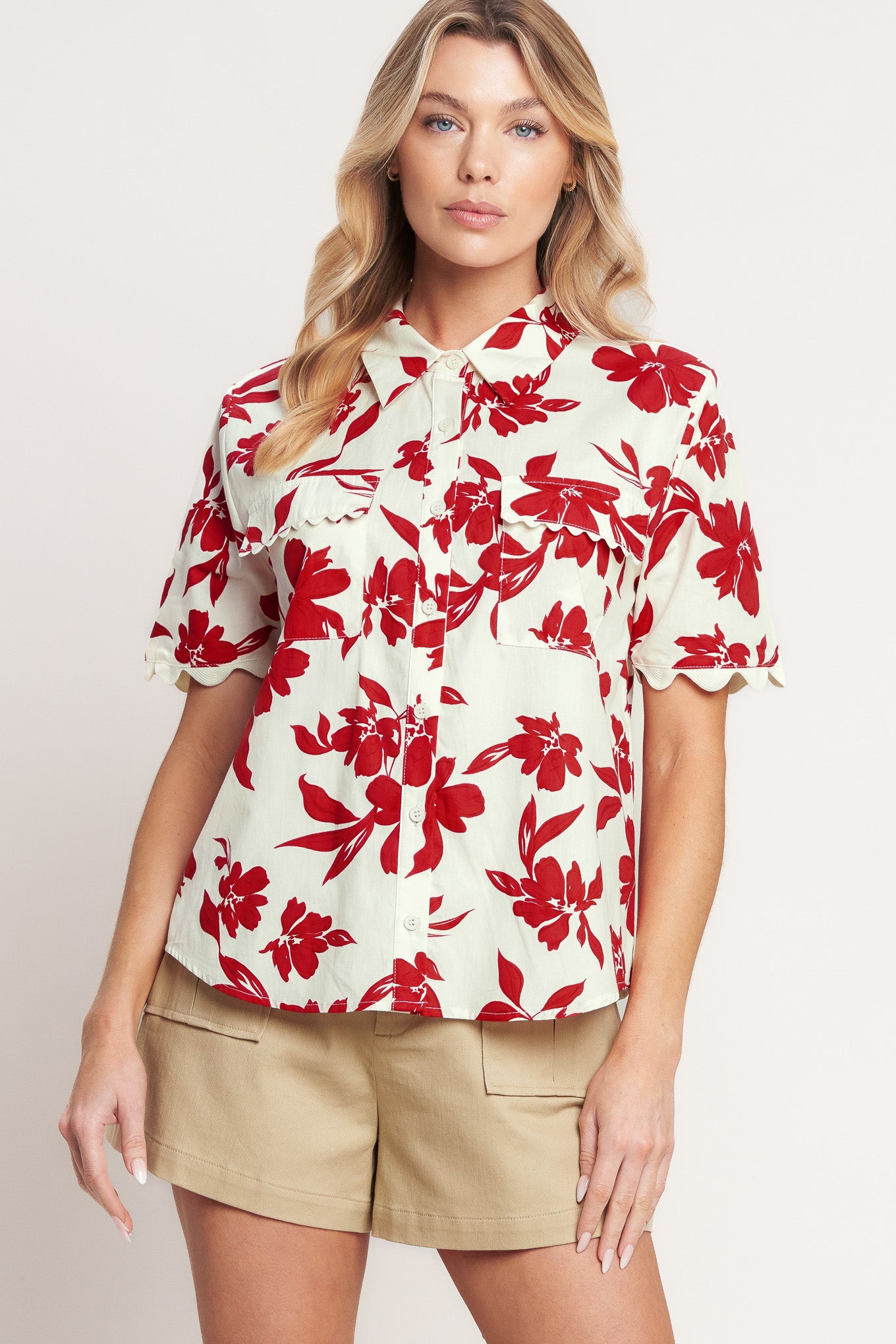 
A printed woven top featuring collar button down, pocket and short sleeve with trimmed edge. Matching shorts IP9059T

Details:

Self : 100% Cotton

Size &amp; Fit

- Model is 5`8" And Wearing Size Small
- Measurements Taken From Size Small
- Approx. Length: 26"