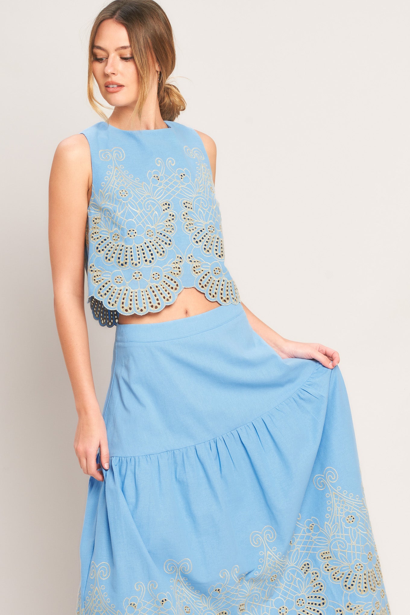 SKY BLOOM WOVEN EYELET TOP