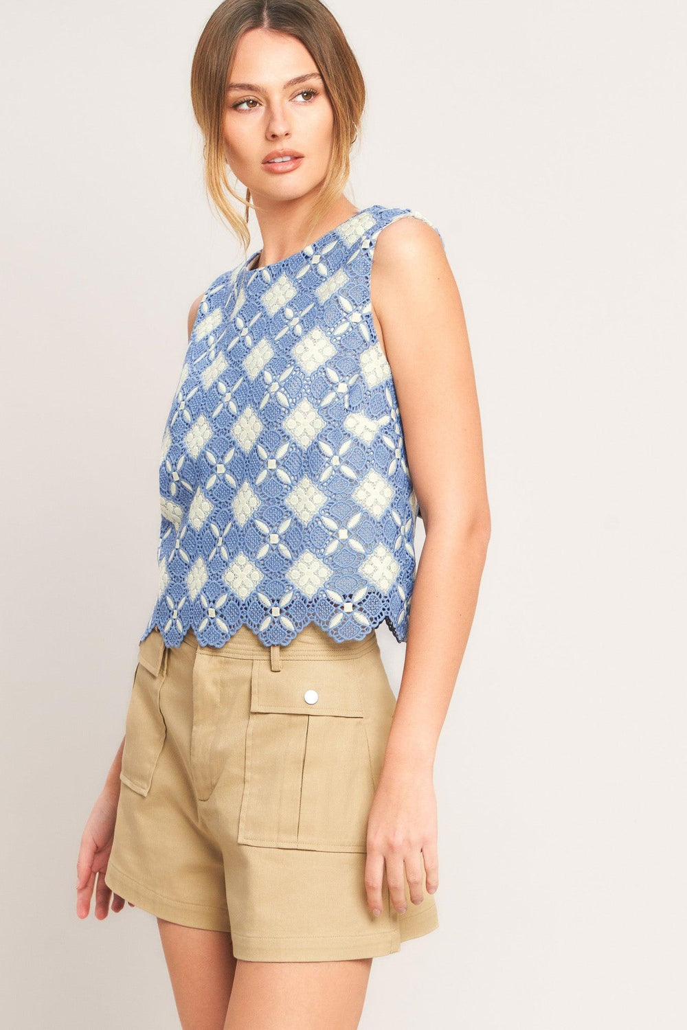 COASTAL WOVEN LACE TOP.